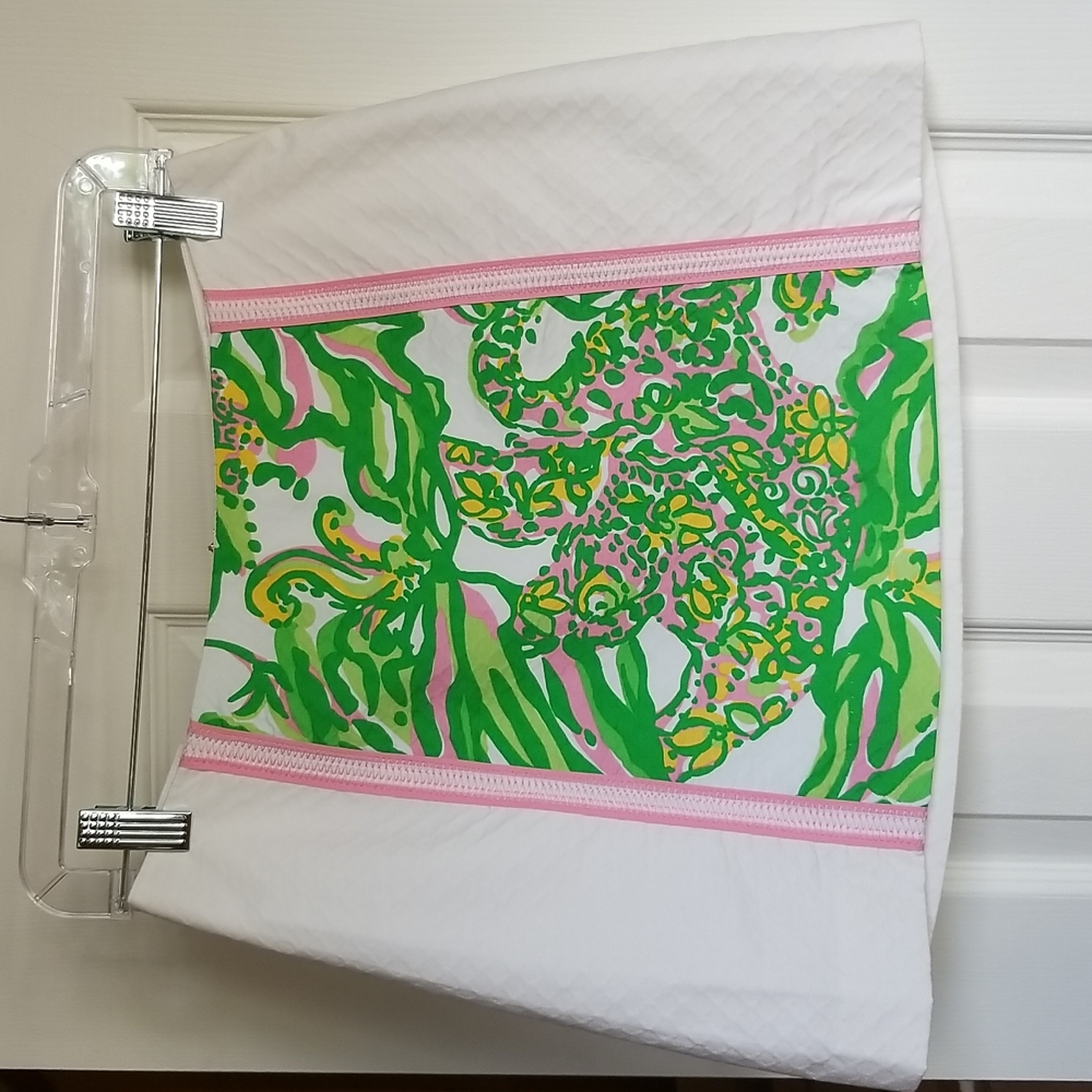 Lilly Pulitzer Tate Skirt white multi panel Seeing Pink elephants patter…
